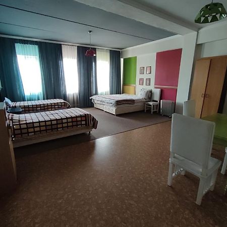 Strelets Hotell Bishkek Exteriör bild