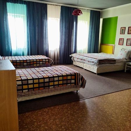 Strelets Hotell Bishkek Exteriör bild