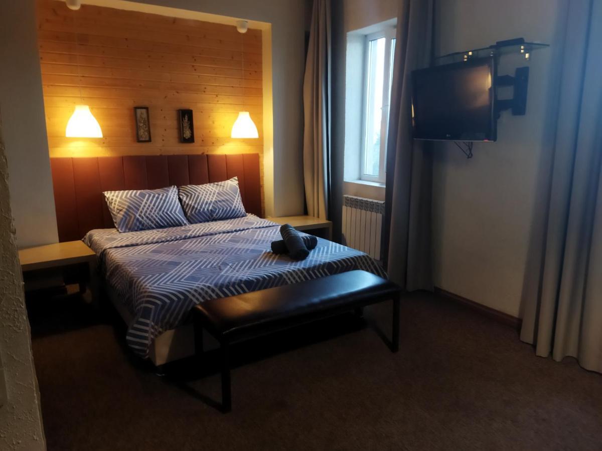 Strelets Hotell Bishkek Exteriör bild